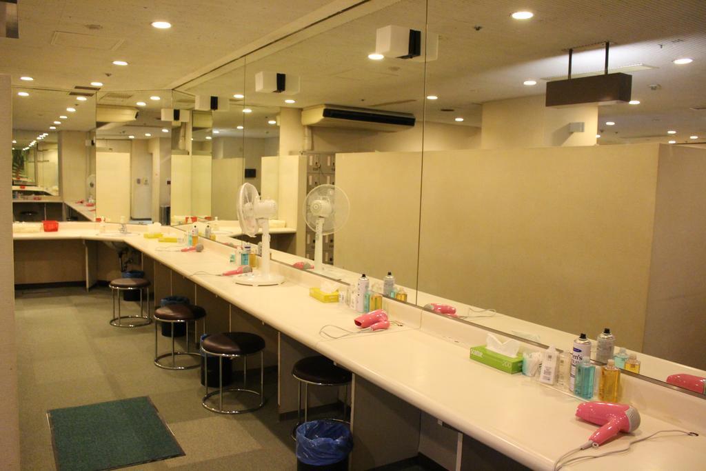 Capsule Hotel Asahi Plaza Shinsaibashi Οσάκα Εξωτερικό φωτογραφία
