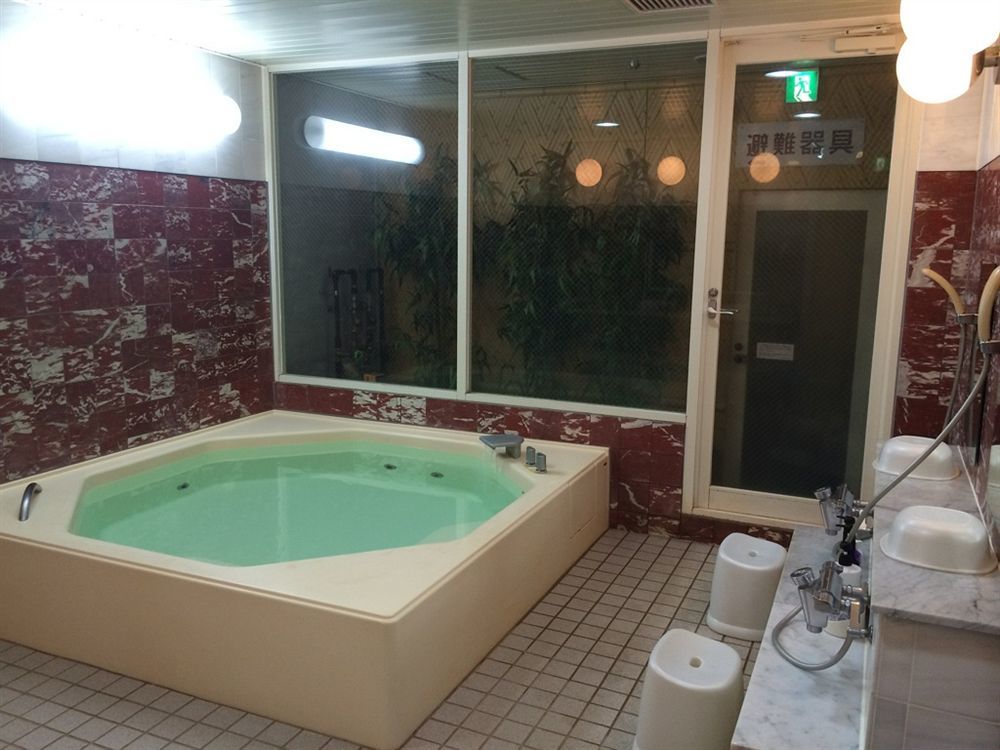 Capsule Hotel Asahi Plaza Shinsaibashi Οσάκα Εξωτερικό φωτογραφία