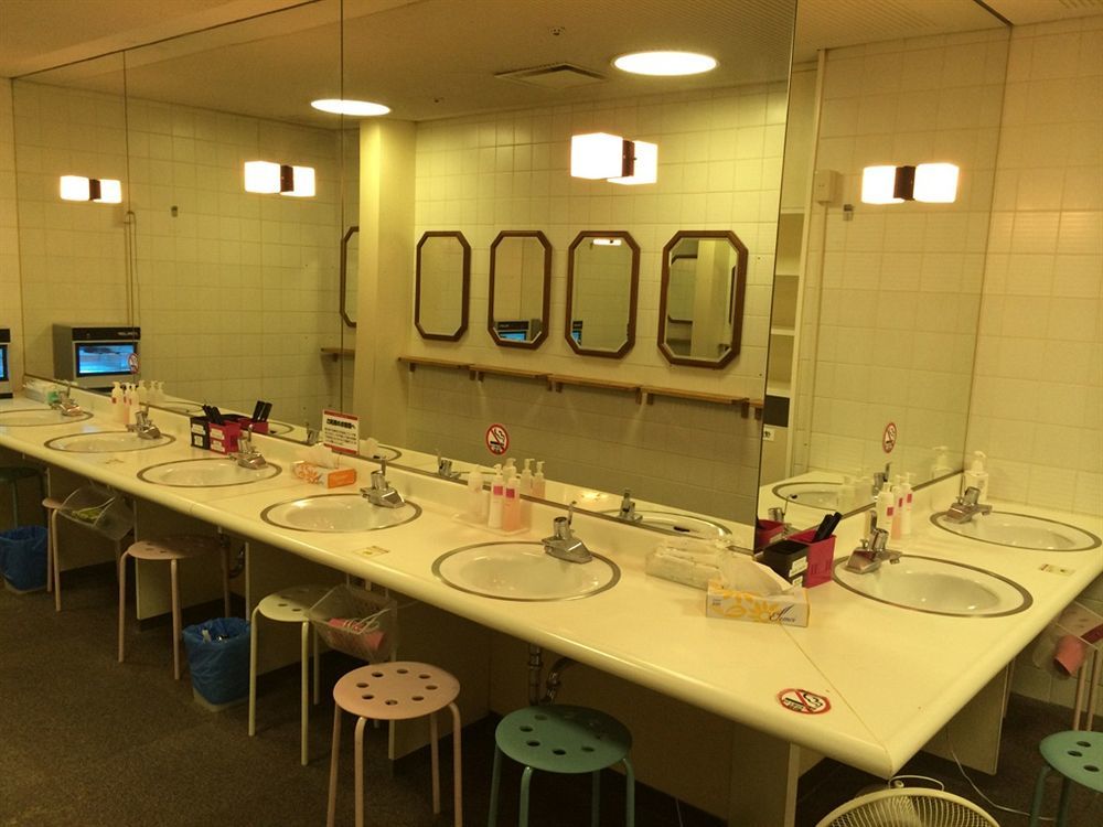 Capsule Hotel Asahi Plaza Shinsaibashi Οσάκα Εξωτερικό φωτογραφία