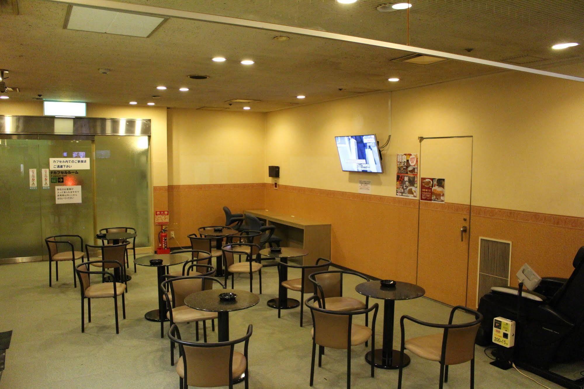 Capsule Hotel Asahi Plaza Shinsaibashi Οσάκα Εξωτερικό φωτογραφία